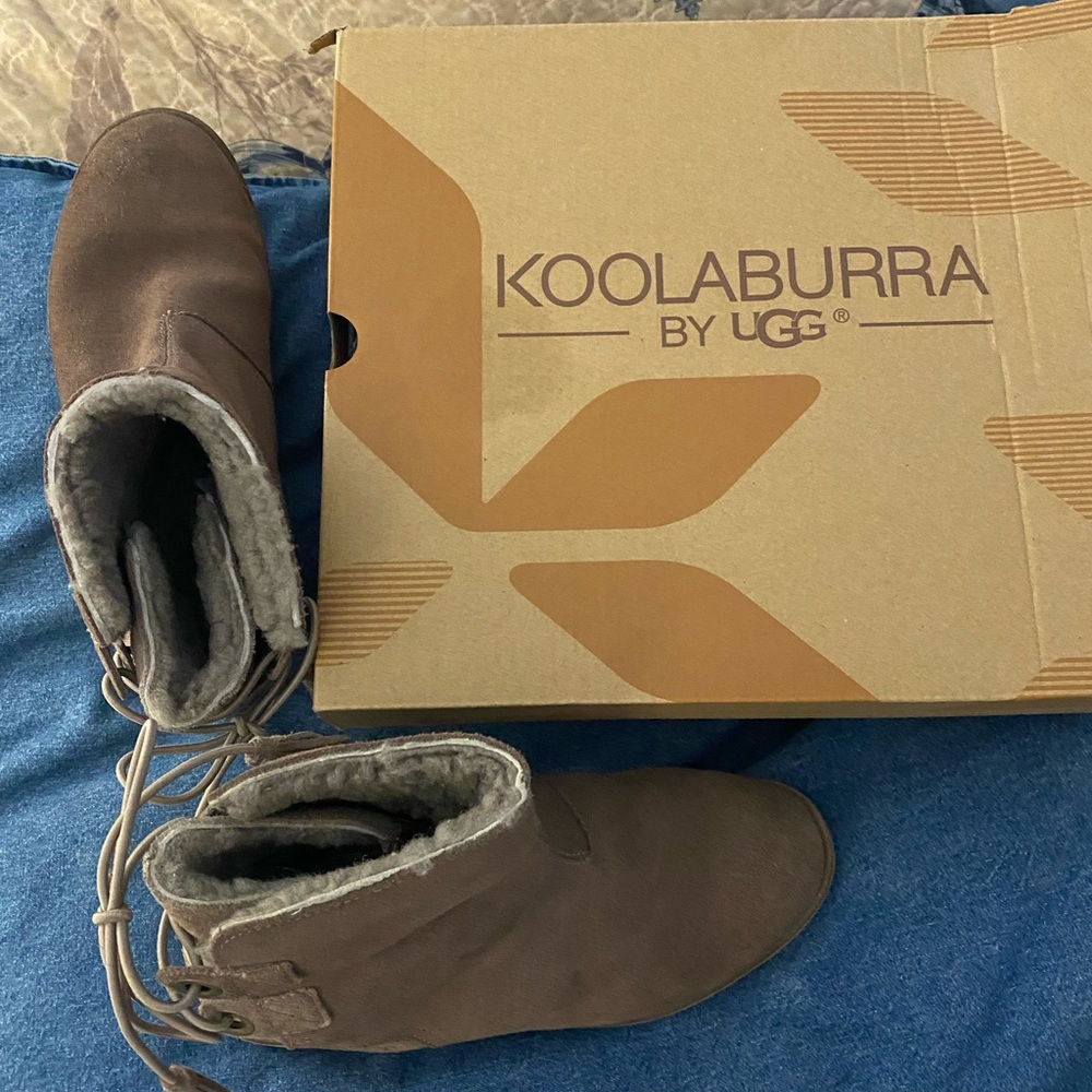 Koolaburra  UGG ankle boot